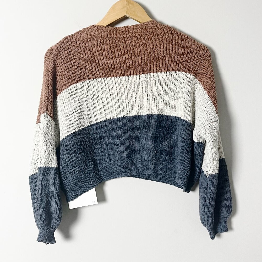 2/$30 Debut Cropped Striped Sweater Crew Neck - Picture 3 of 6